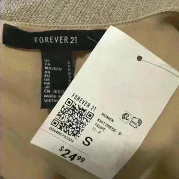 Women’s Tan Forever 21 V-Neck Dress - Picture 4 of 6